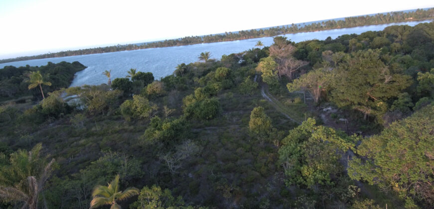 3 Terrenos 1000m2 + um de 1900m2 na  Lagoa de Cassange : Viva o sonho com o seu próprio acesso à Lagoa de Cassange!